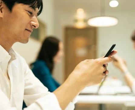 店舗にフリーWi-Fiを導入する事ができるソフトバンクのシンプルフリーWi-Fiとは？