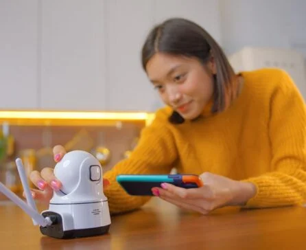 スマホで遠隔監視を実現する防犯カメラの活用法